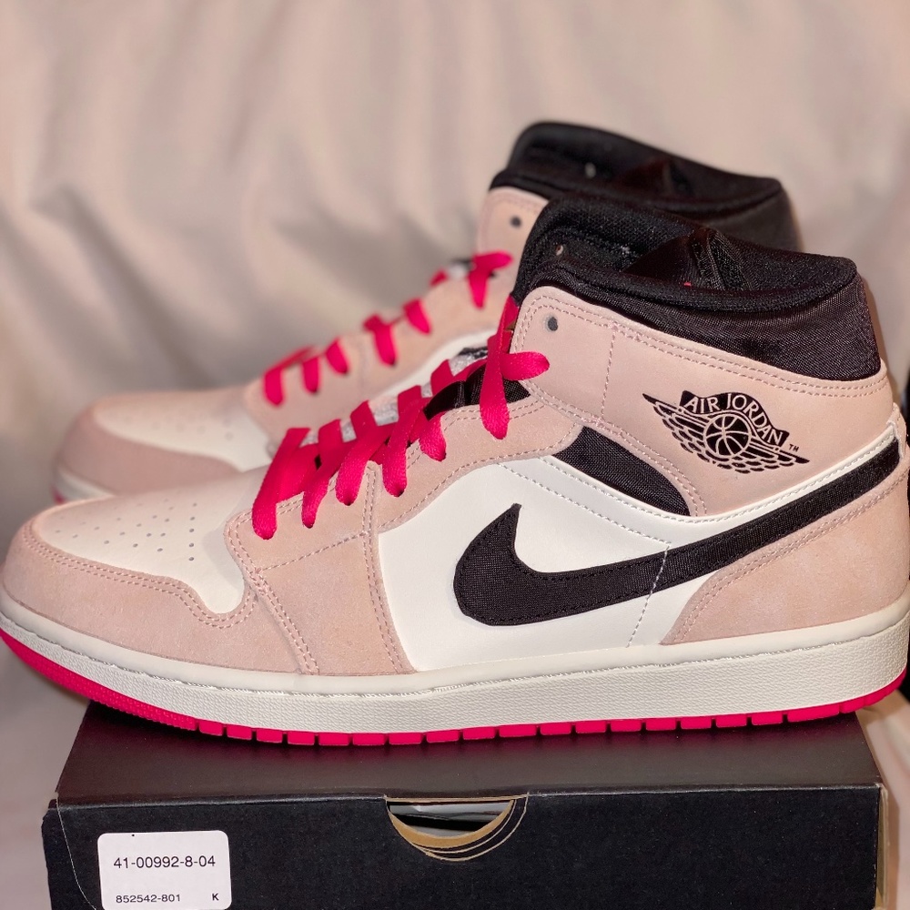 Jordan 1 Mid Crimson Tint